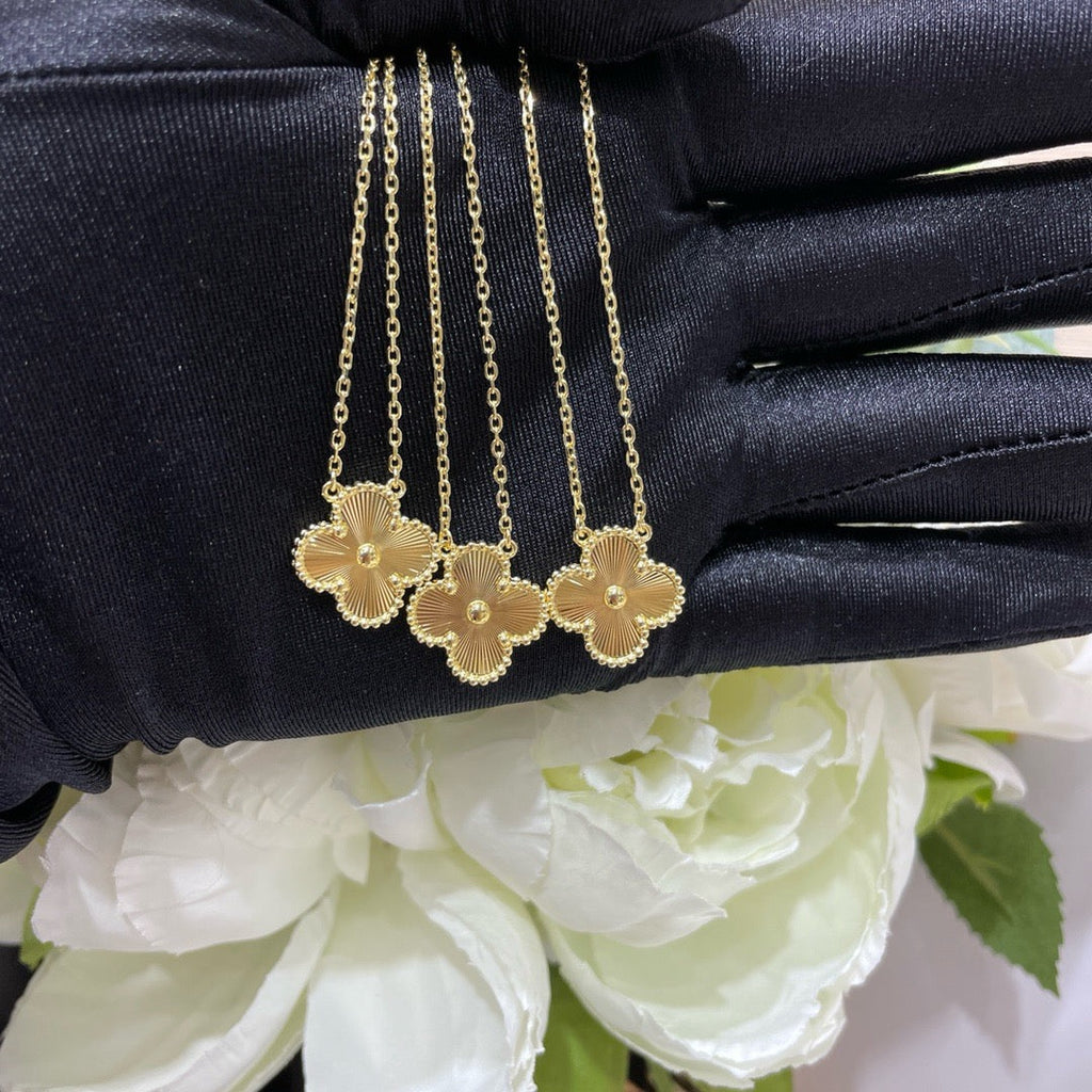 [Shinejoy]CLOVER 15MM LASER NECKLACE