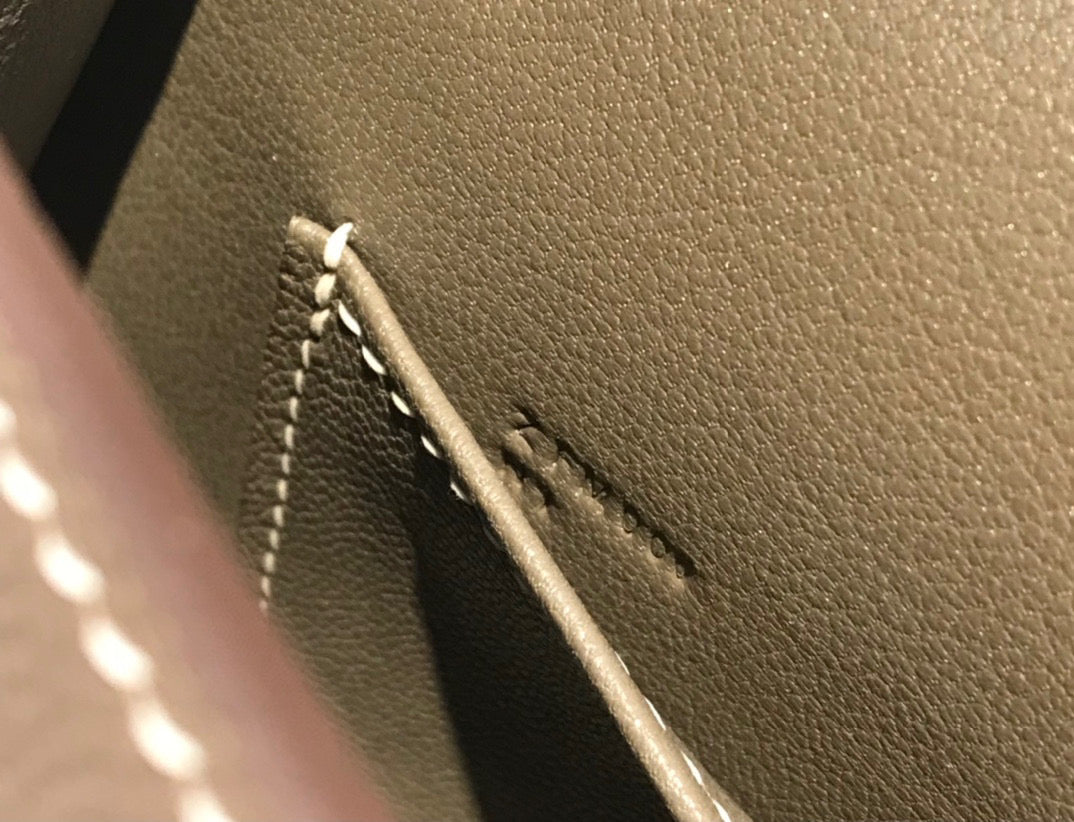 HM ケリー ミニ 20 エトゥープ エプソム シルバーハードウェア