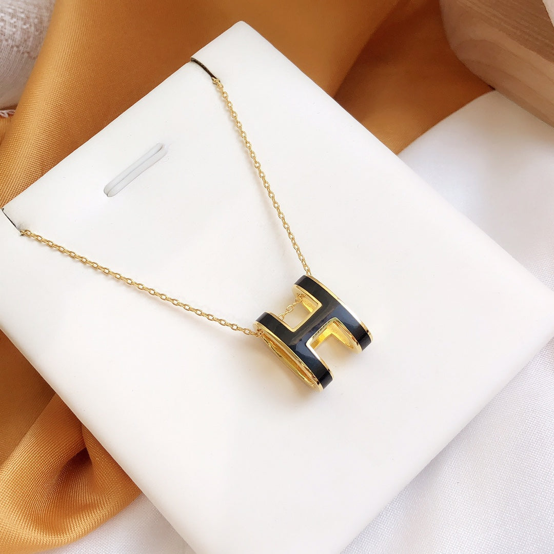 [Shinejoy]HM CLIC BLACK ENAMEL GOLD NECKLACE