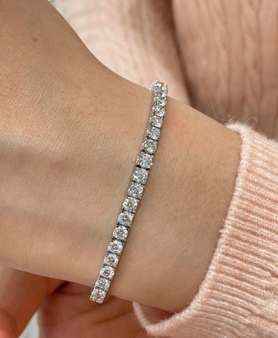 [Shinejoy]  CLASSIC BASEBALL BRACELAT, 52 DIAMOND