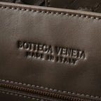 BOTTEGA VENETA 25S LARGE ANDIAMO 42 IN DARK BROWN CALFSKIN GOLD HARDWARE