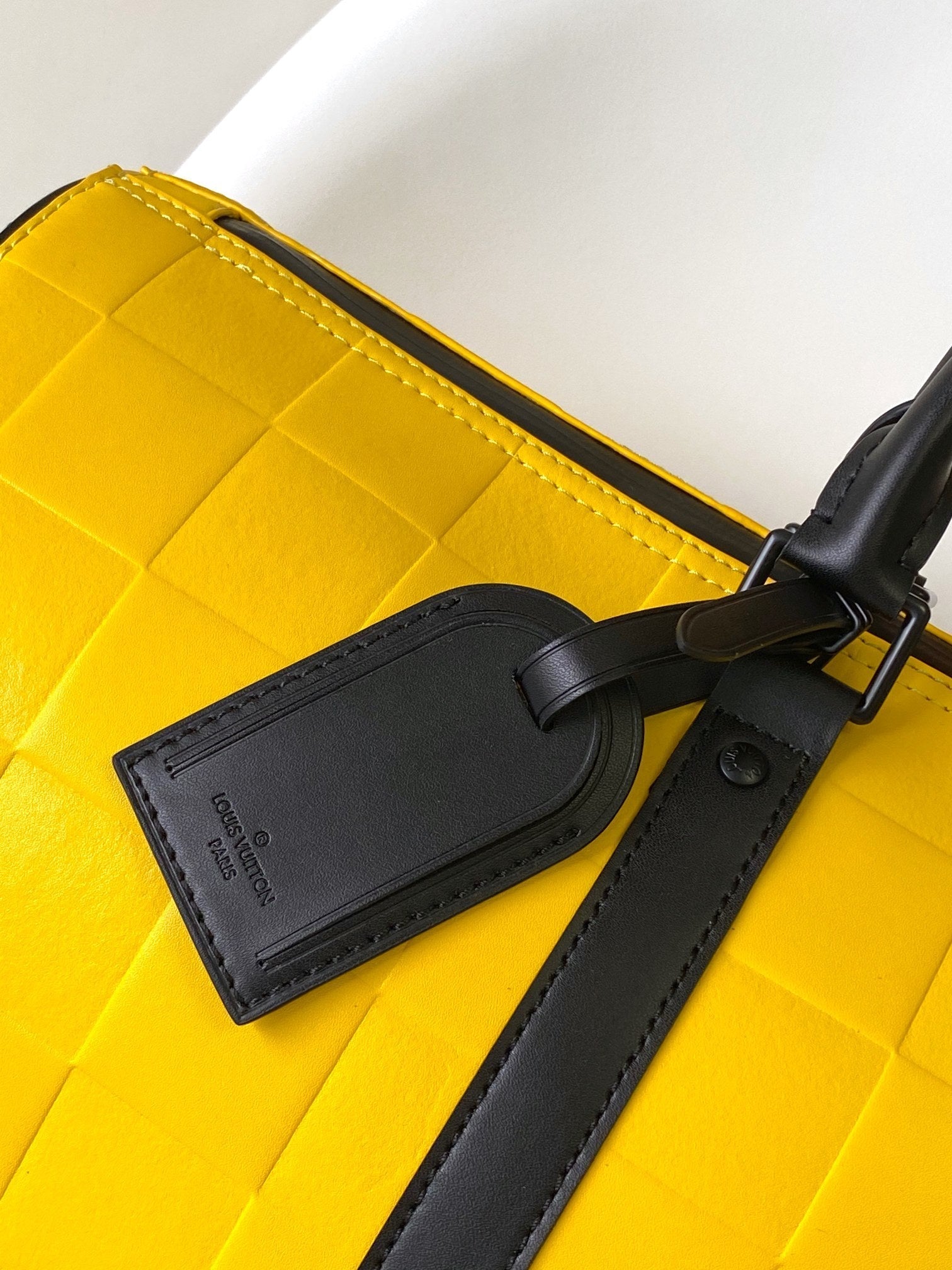 KEEPALL BANDOULIÈRE 50 EN CUIR DE VEAU JAUNE DAMIER SCUBA
