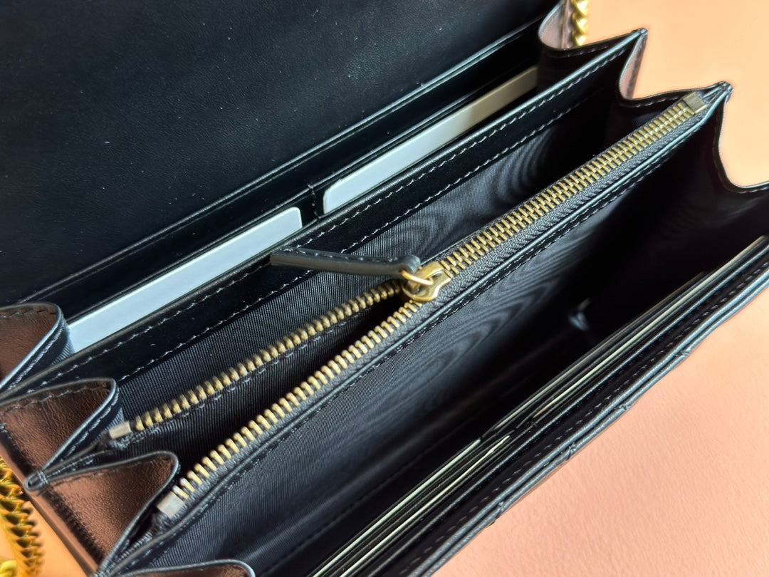 マーモント スモール ショルダーバッグ 20インチ ブラック ラムスキン ゴールド金具