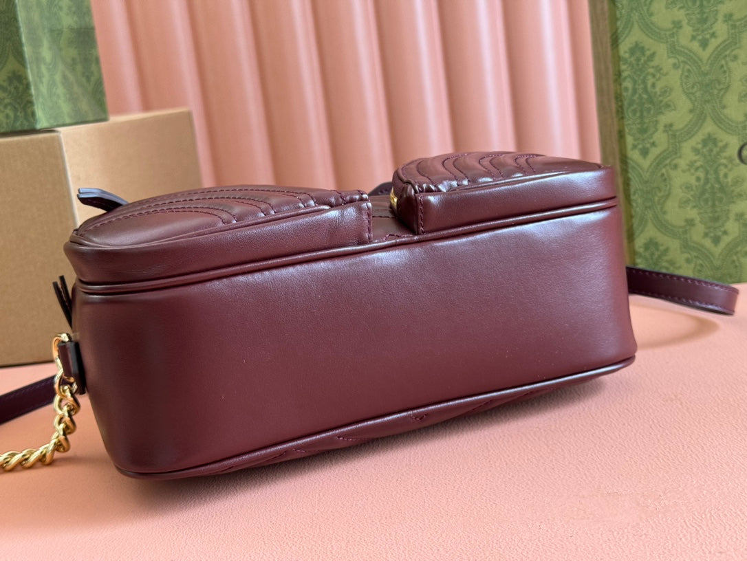 マーモント スモール ショルダーバッグ 24インチ ワインレッド カーフスキン ゴールド金具