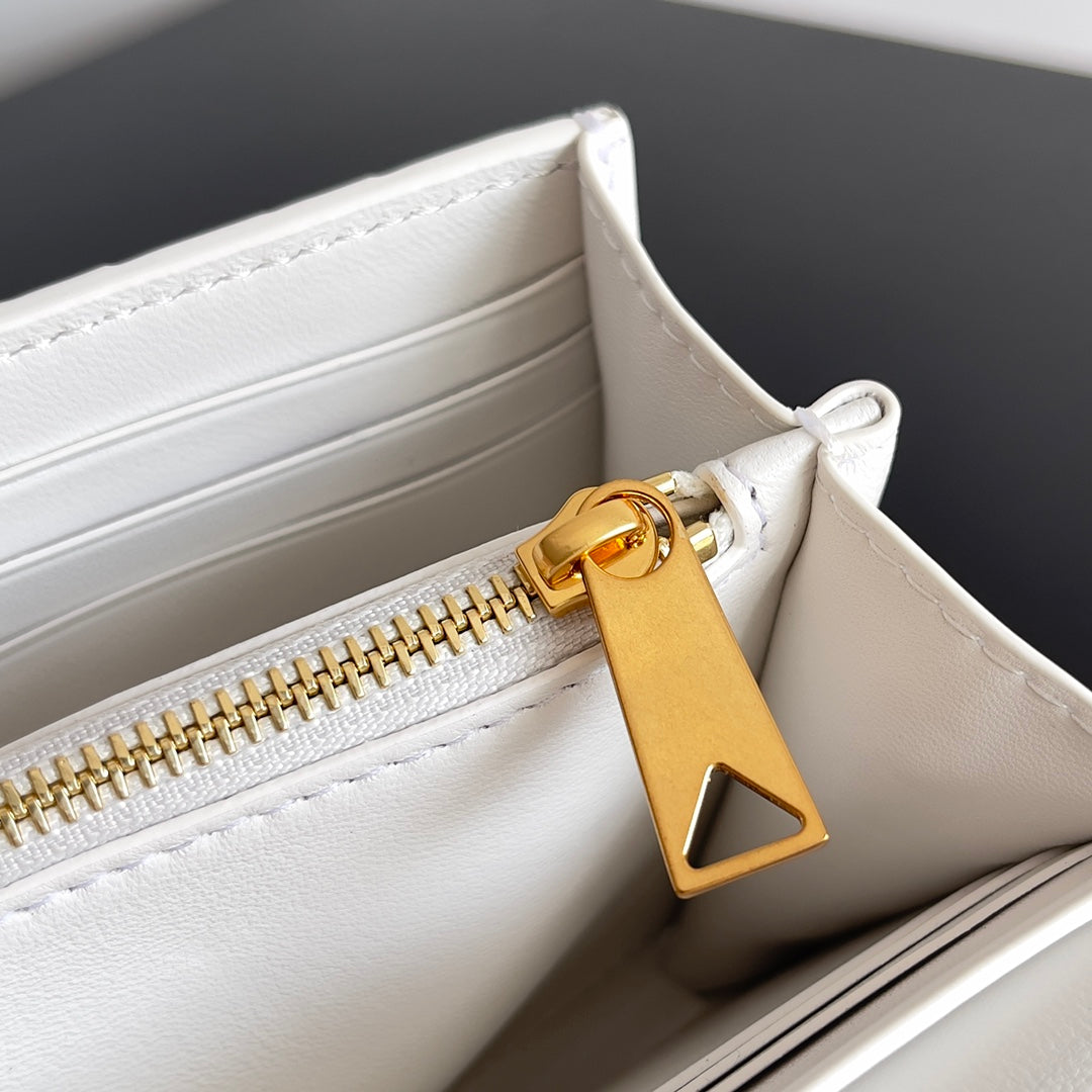 SAC ANDIAMO 19 EN CUIR DE VEAU BLANC