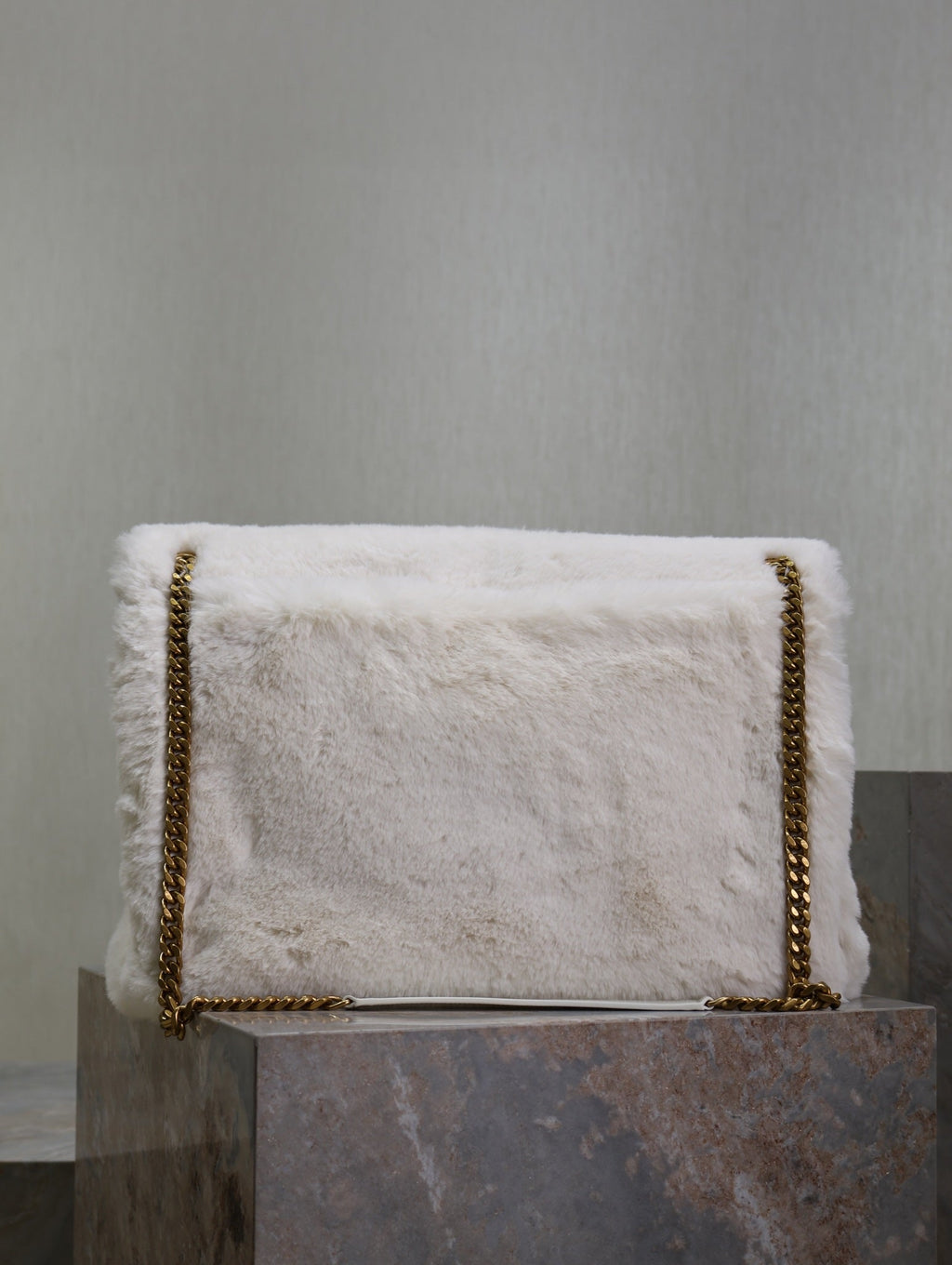 NIKI 47 ホワイトラビットファー ゴールドハードウェア