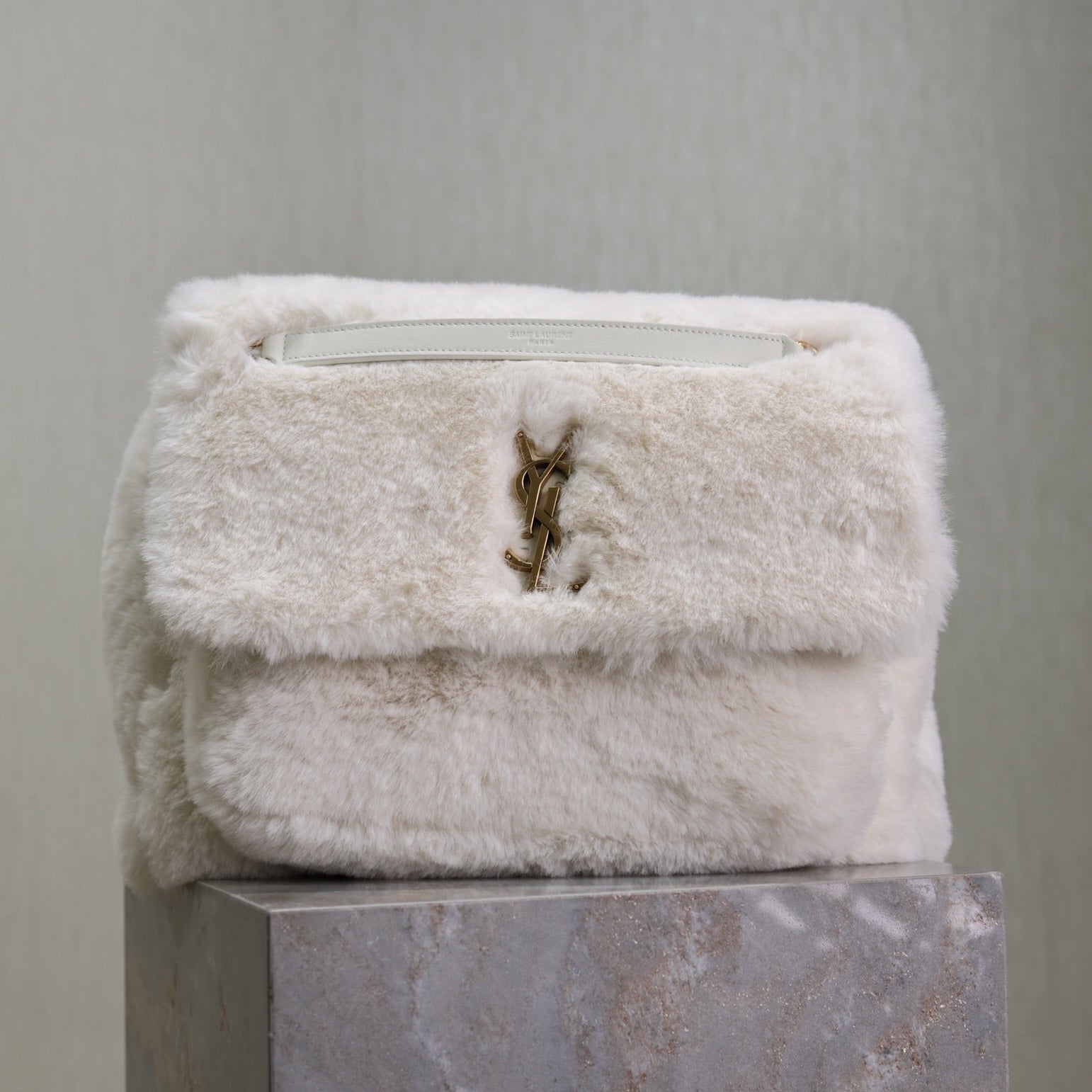 NIKI LARGE 32インチ ホワイト ラビットファー ゴールド金具