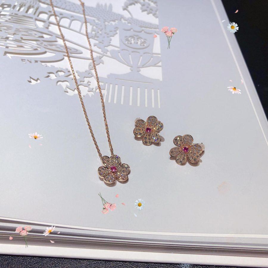 [Shinejoy]FRIVOLE PINK GOLD FLOWER DIAMOND EARRINGS