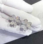 [Shinejoy]FRIVOLE SILVER FLOWER DIAMOND EARRINGS