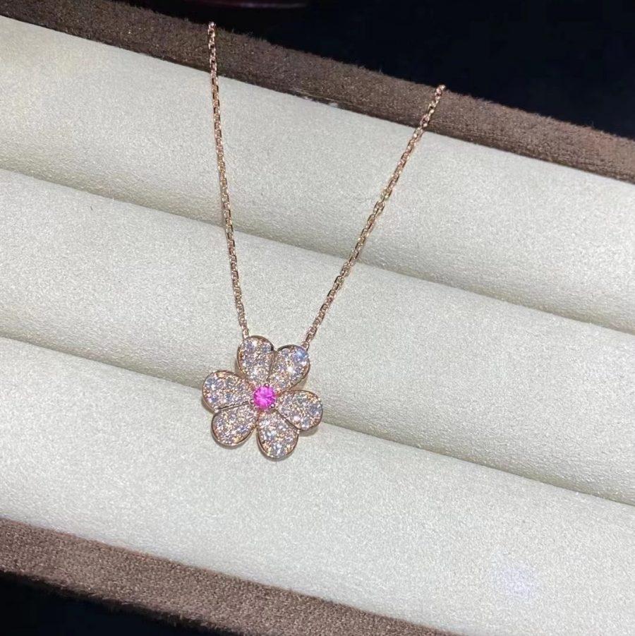 [Shinejoy]FRIVOLE ROSE GOLD FLOWER DIAMOND NECKLACE