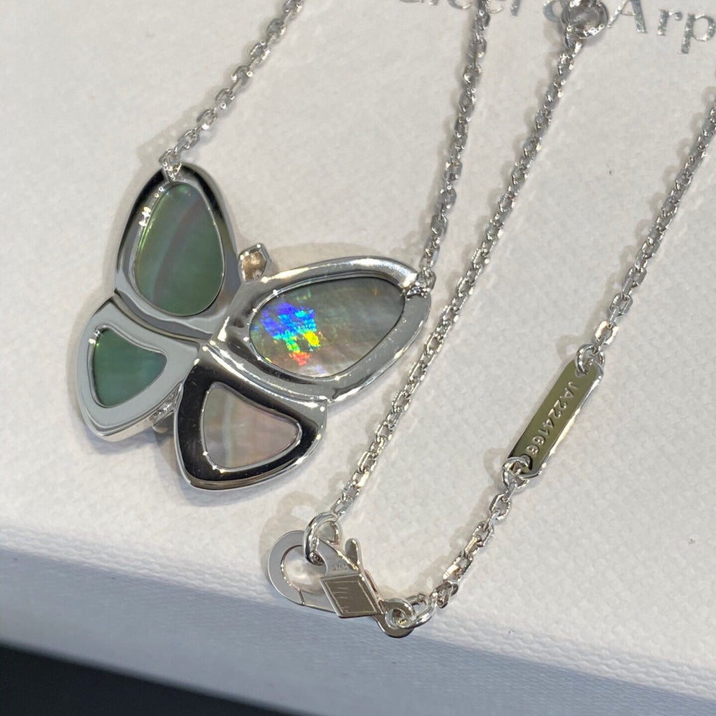 [Shinejoy]LARGE BUTTERFLY SILVER PENDANT DIAMOND NECKLACE