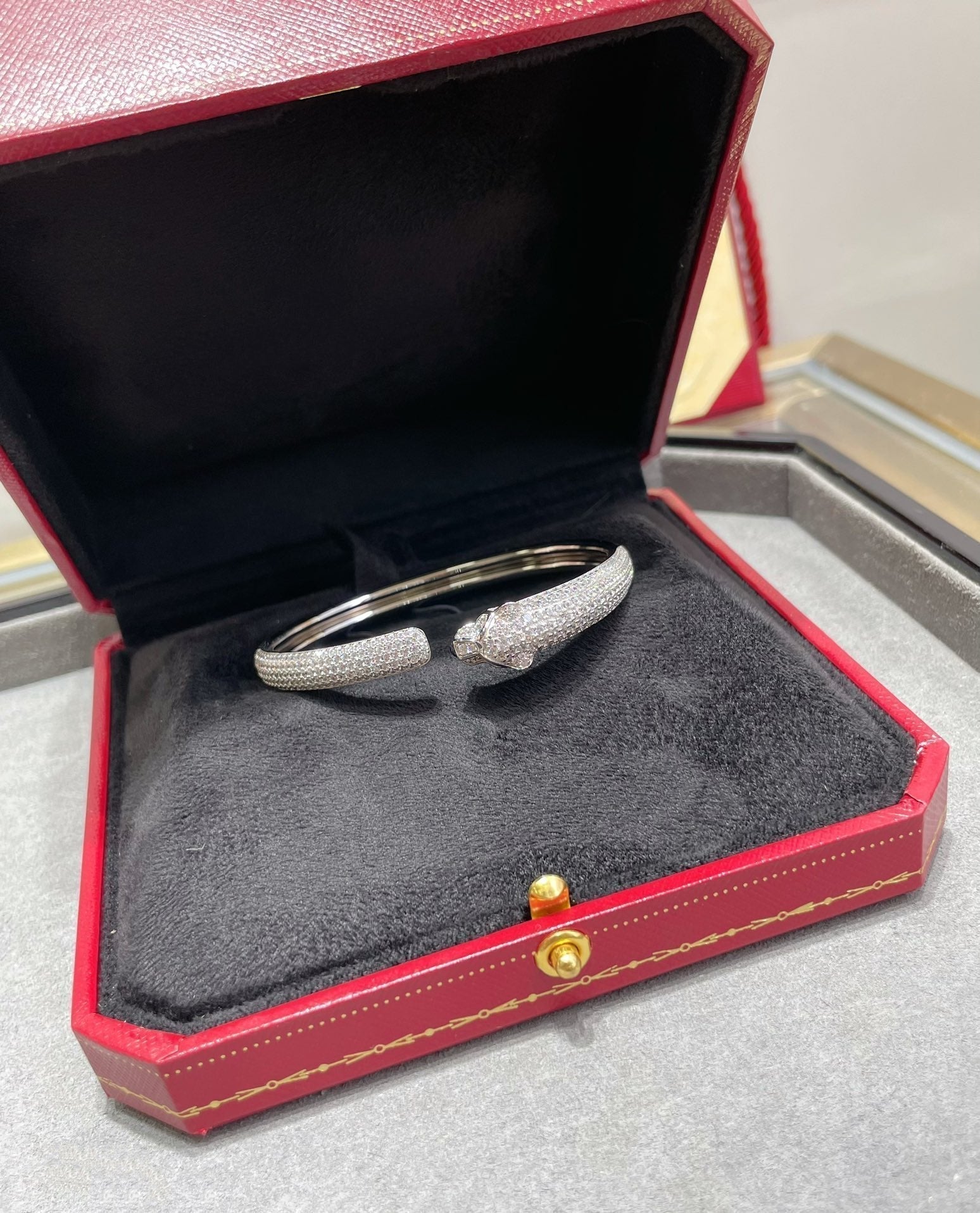 [Shinejoy]PANTHERE FULL DIAMOND OPEN BRACELET